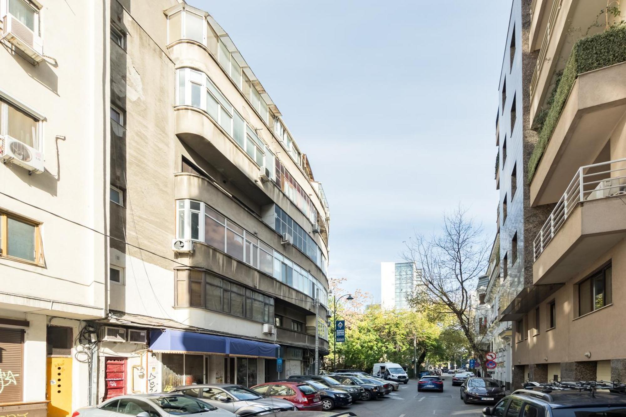 Urban Dream Studio With City Views & Comfort Bucarest Esterno foto