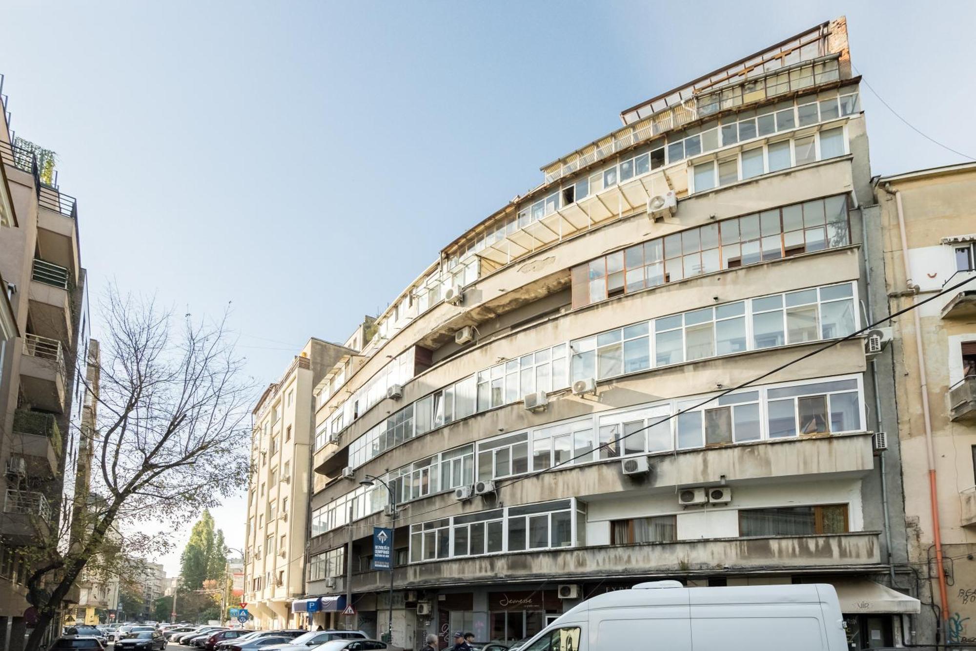 Urban Dream Studio With City Views & Comfort Bucarest Esterno foto