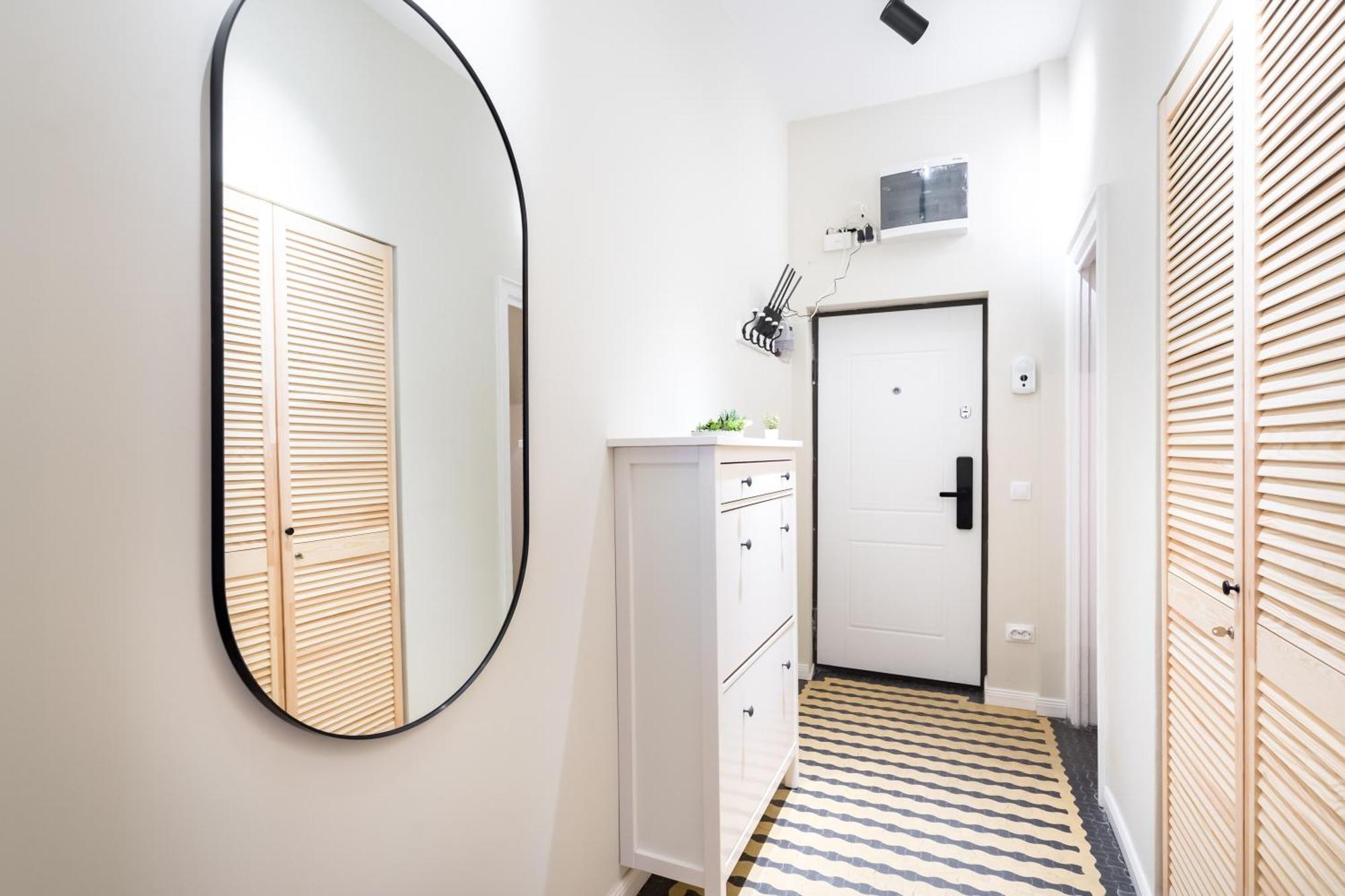 Urban Dream Studio With City Views & Comfort Bucarest Esterno foto